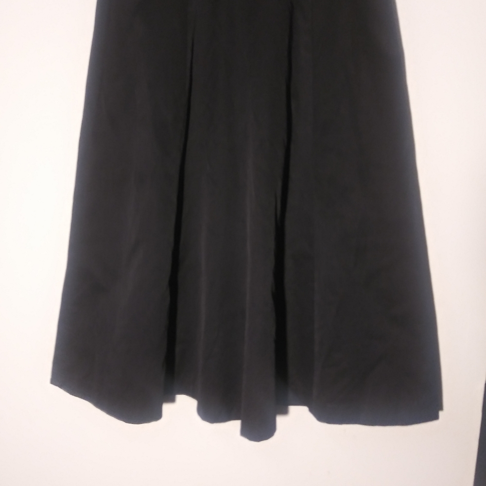 Dress - Picture 5 of 7